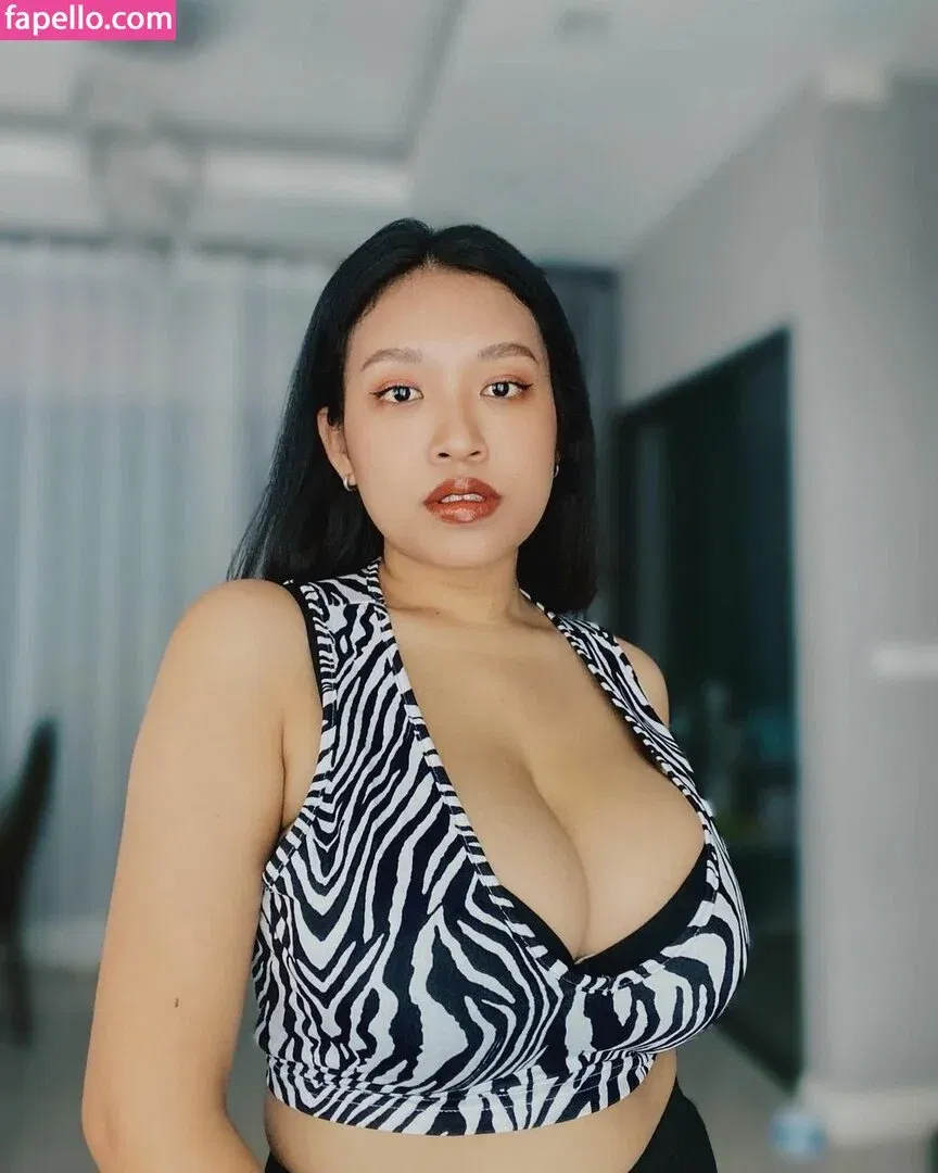 Aoy Chitchanok Onlyfans Photo Gallery 