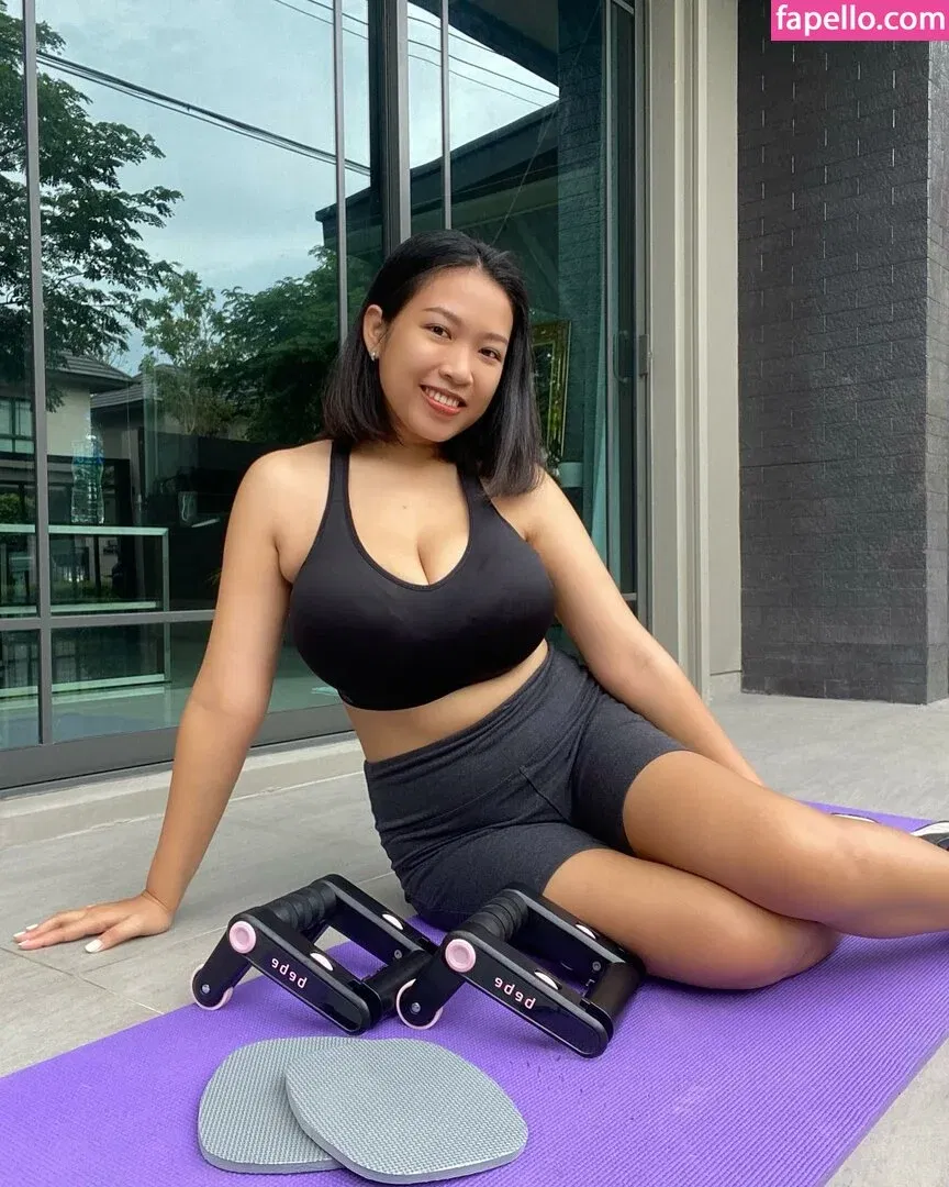 Aoy Chitchanok Onlyfans Photo Gallery 