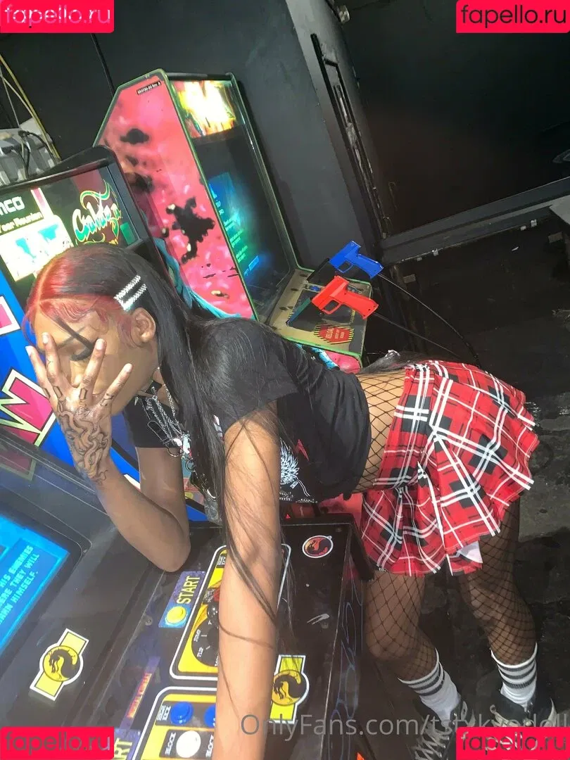 tstxkyodoll Onlyfans Photo Gallery 