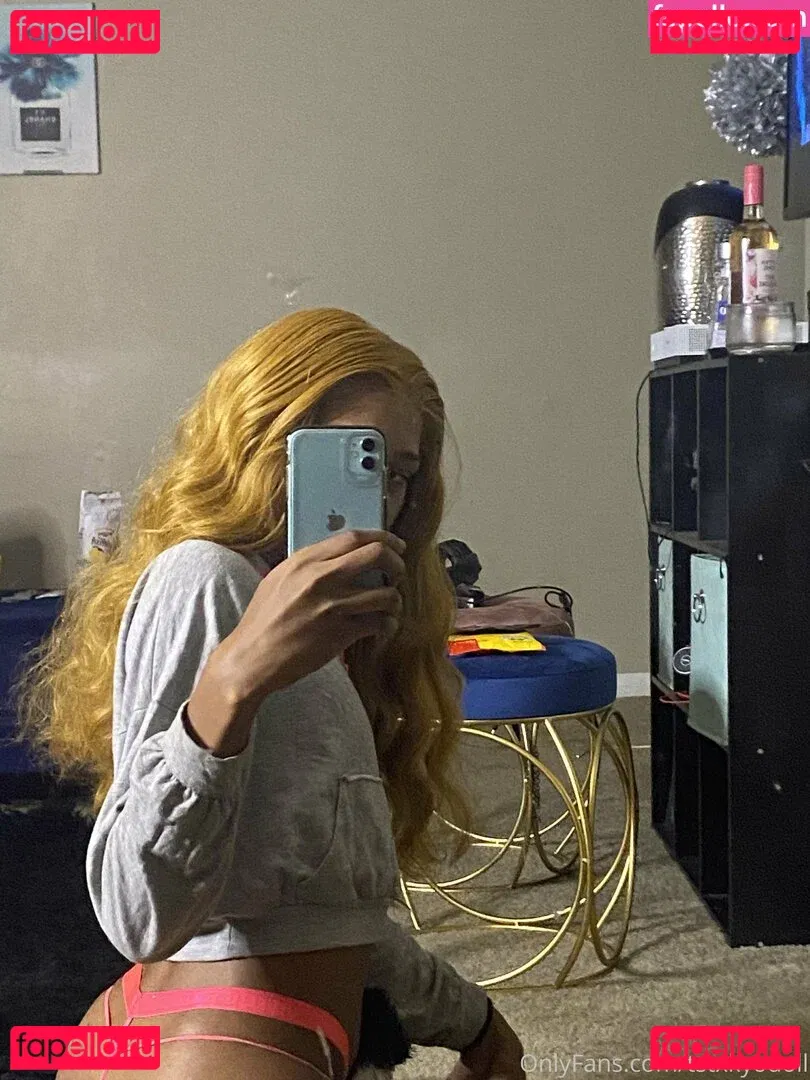 tstxkyodoll Onlyfans Photo Gallery 