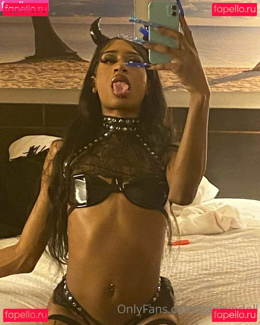 tstxkyodoll Onlyfans Photo Gallery 