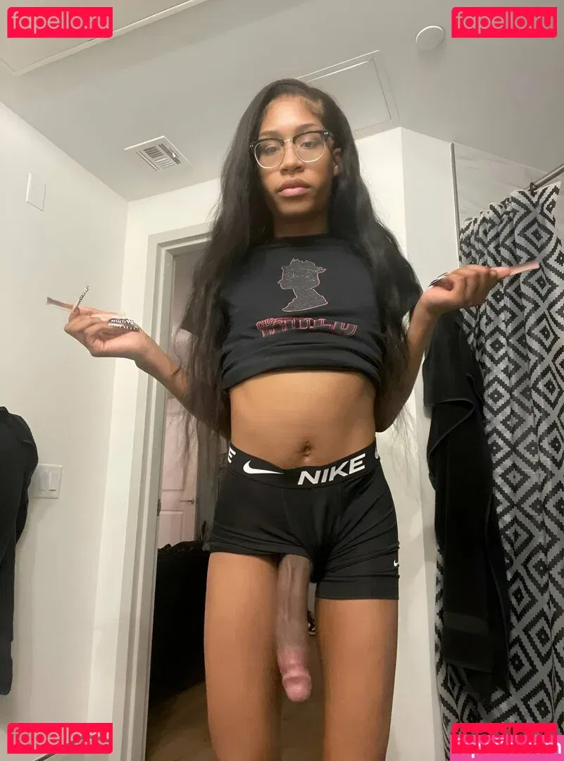 tstxkyodoll Onlyfans Photo Gallery 