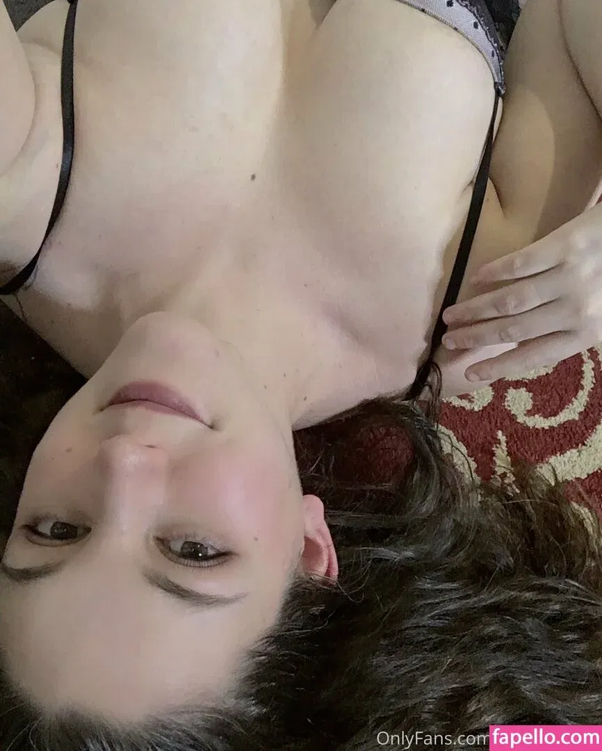 CoraBorealis Onlyfans Photo Gallery 