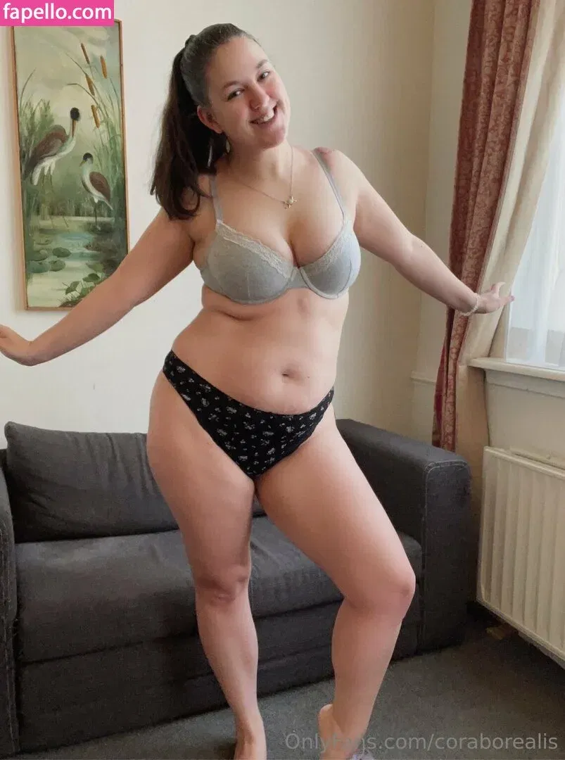 CoraBorealis Onlyfans Photo Gallery 