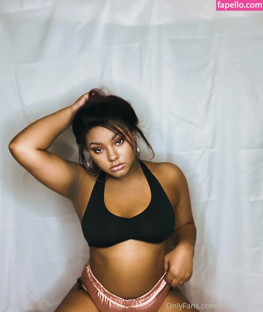 Leah Layne Onlyfans Photo Gallery 