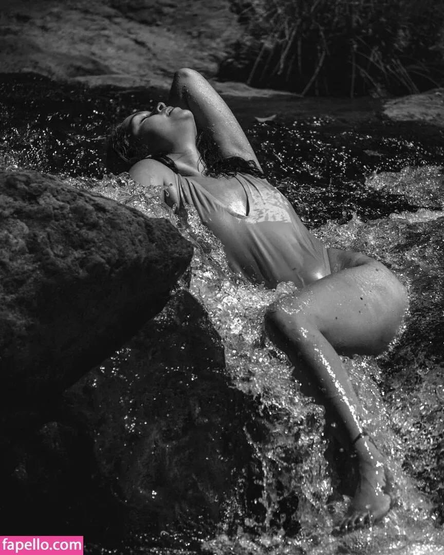 Nariluvsu Onlyfans Photo Gallery 