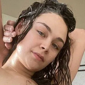 Nariluvsu Onlyfans Photo Gallery 