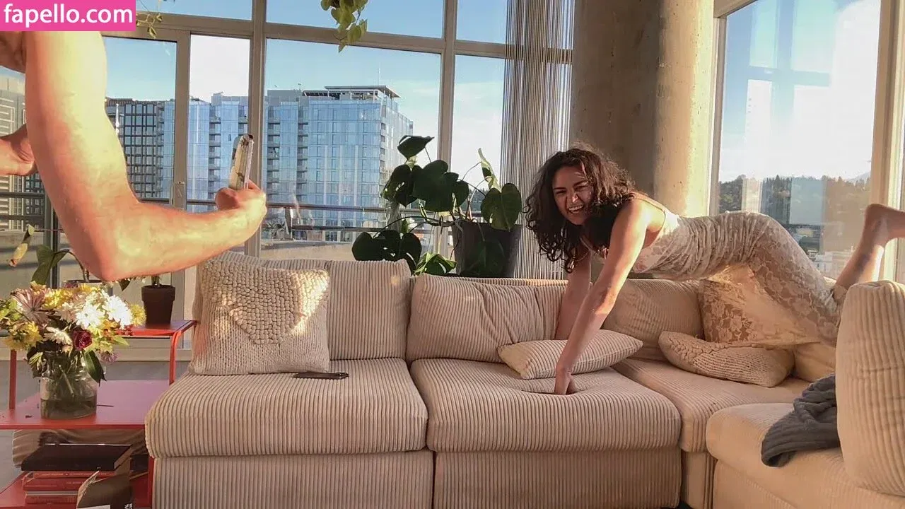 Nariluvsu Onlyfans Photo Gallery 