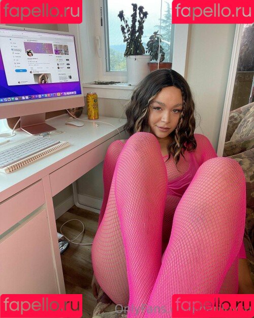 Nariluvsu Onlyfans Photo Gallery 