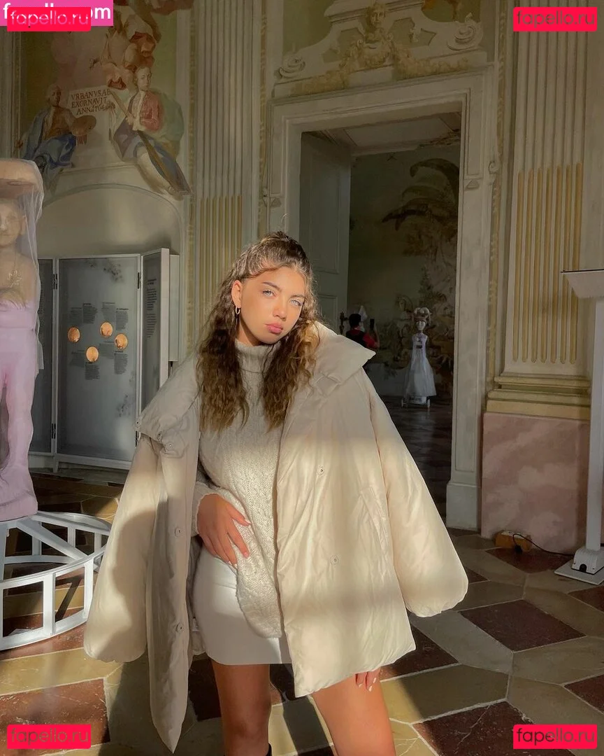 Ela Be'eri Onlyfans Photo Gallery 