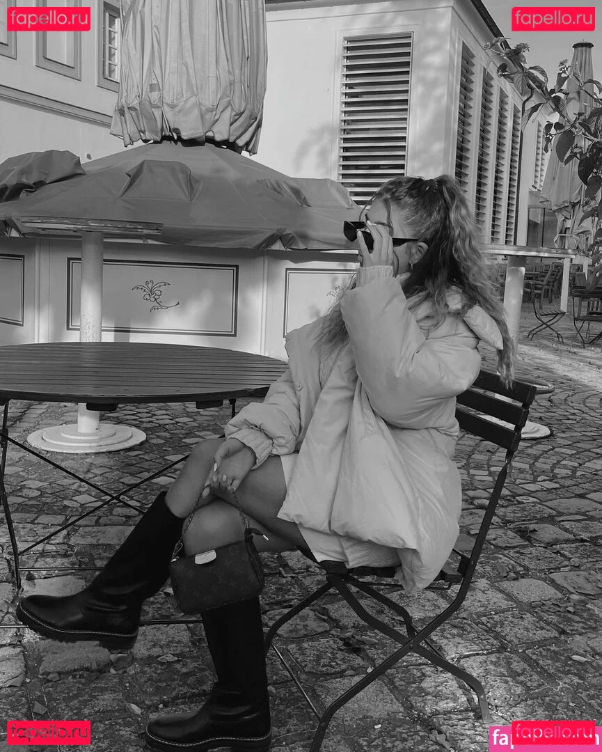 Ela Be'eri Onlyfans Photo Gallery 