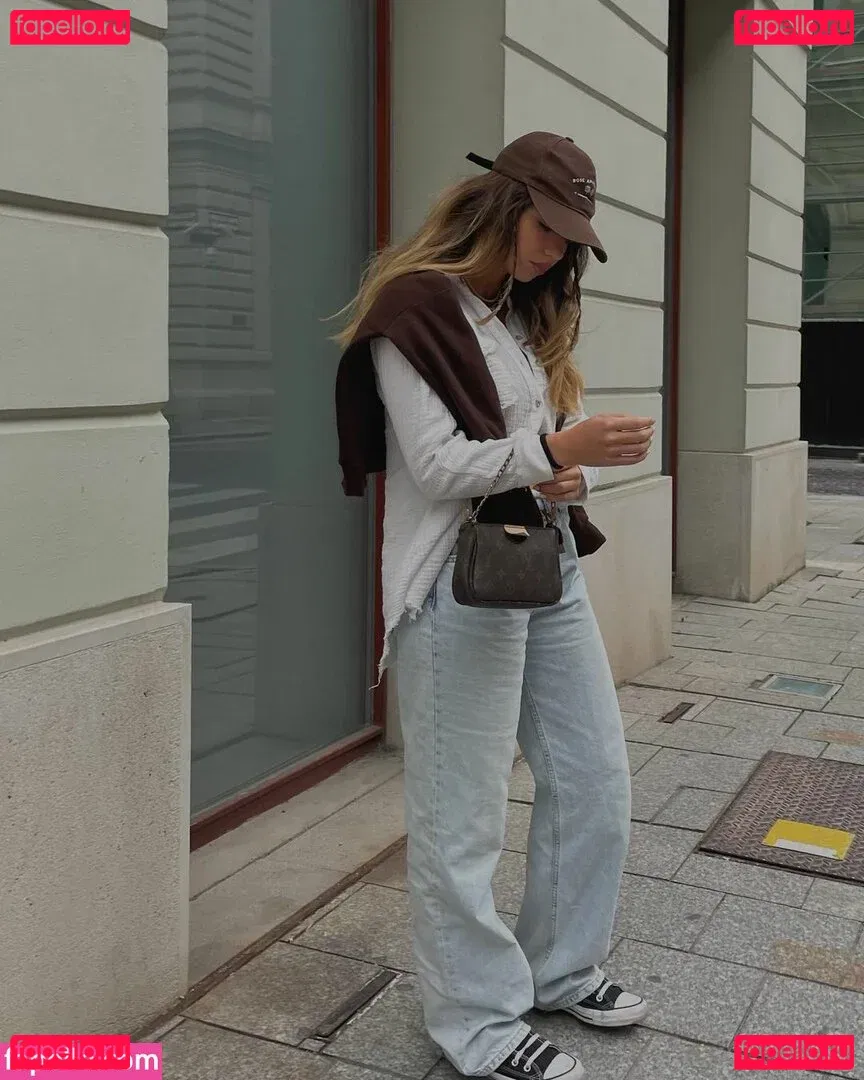 Ela Be'eri Onlyfans Photo Gallery 