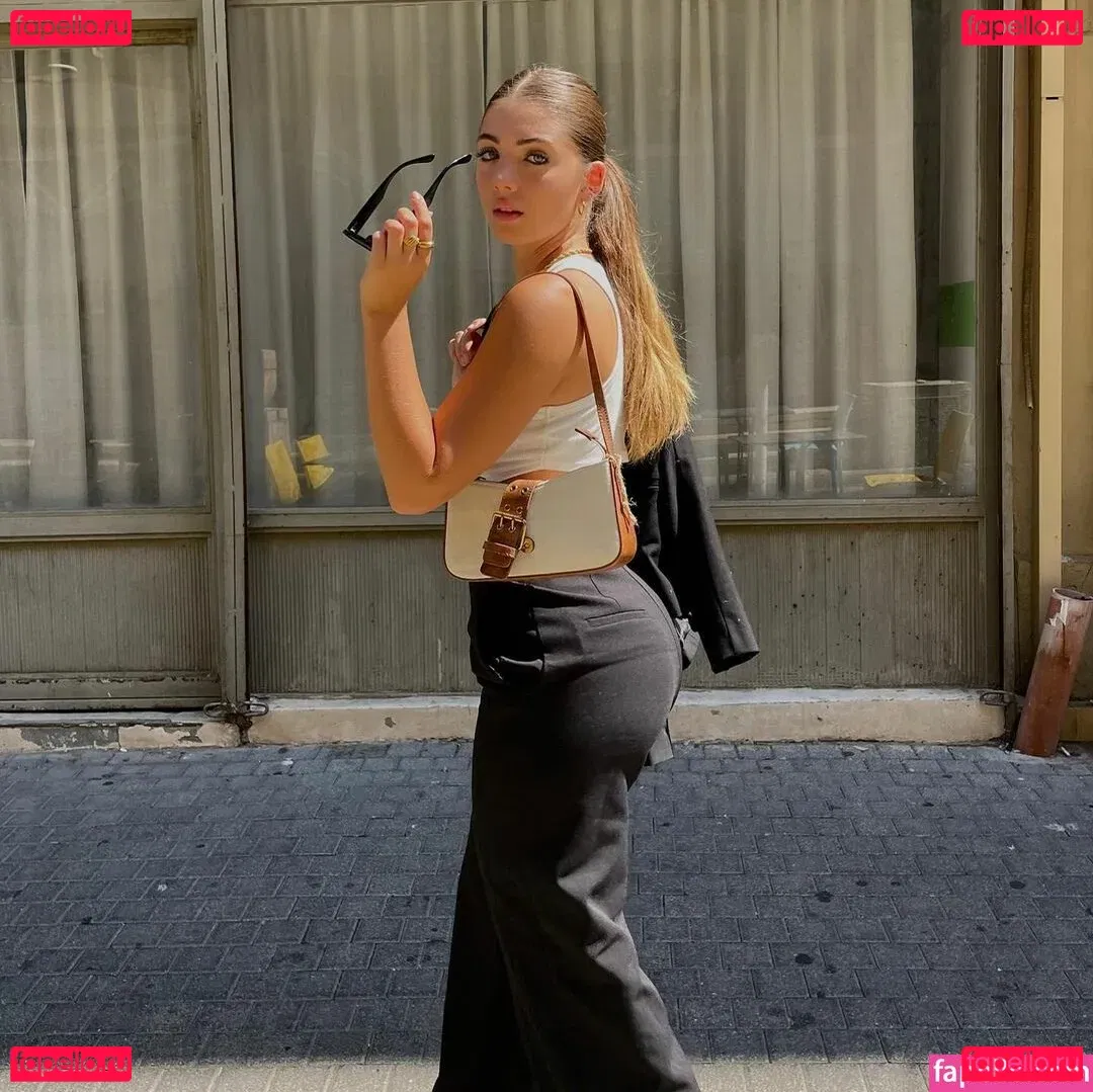 Ela Be'eri Onlyfans Photo Gallery 