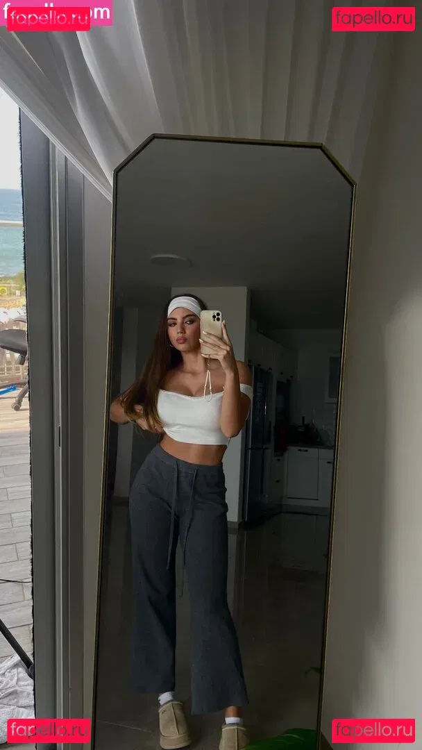 Ela Be'eri Onlyfans Photo Gallery 