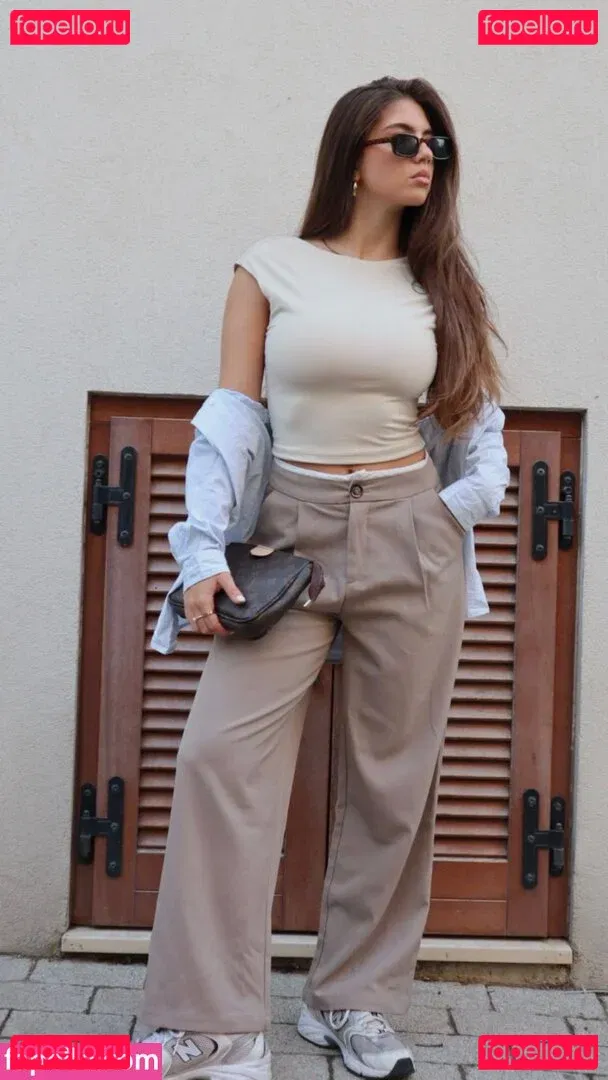 Ela Be'eri Onlyfans Photo Gallery 