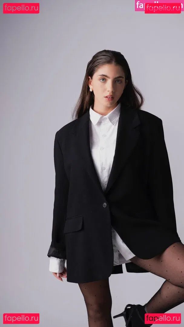 Ela Be'eri Onlyfans Photo Gallery 