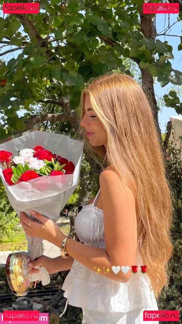 Ela Be'eri Onlyfans Photo Gallery 