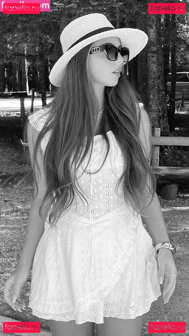 Ela Be'eri Onlyfans Photo Gallery 