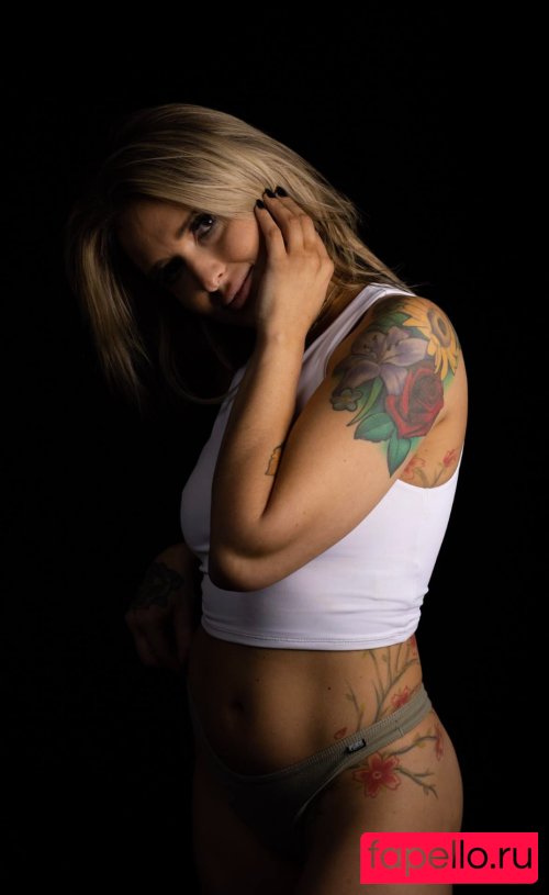 Robin Love Nude Onlyfans Photo 7