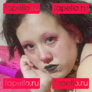 AnaSarahFox Onlyfans Photo Gallery 