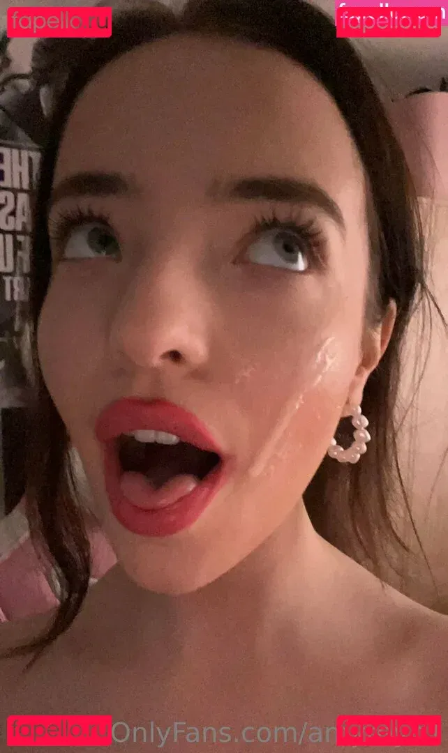 Amy Reynolds Onlyfans Photo Gallery 