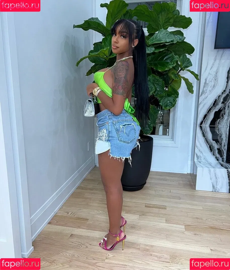 Realamarie Onlyfans Photo Gallery 