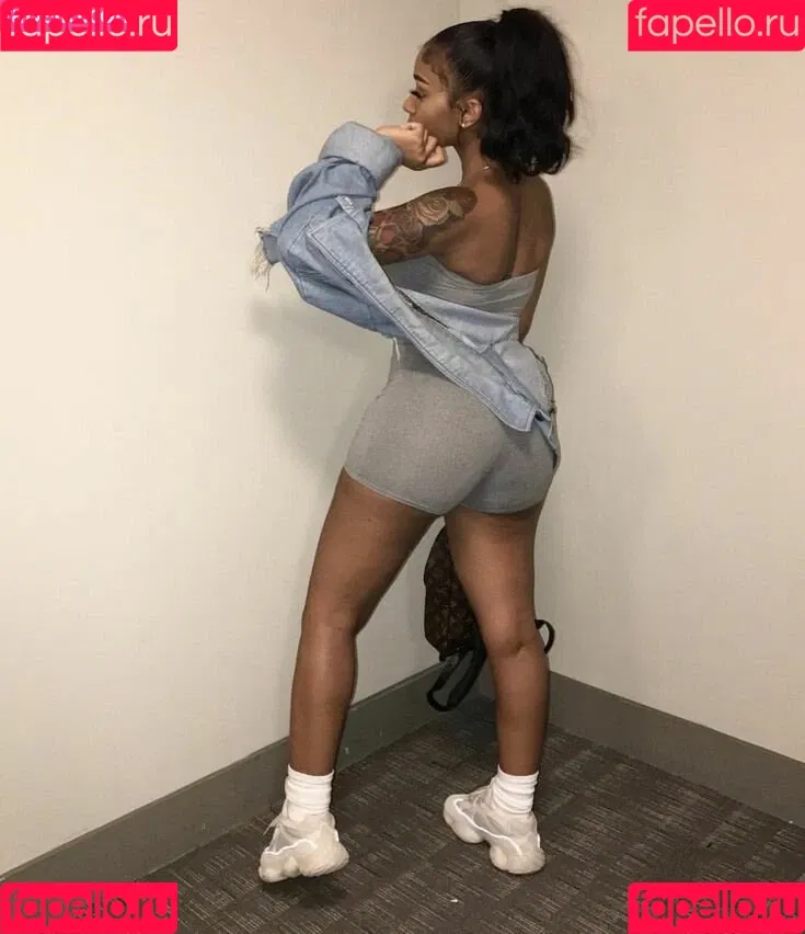 Realamarie Onlyfans Photo Gallery 