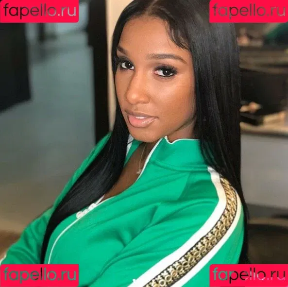 Realamarie Onlyfans Photo Gallery 