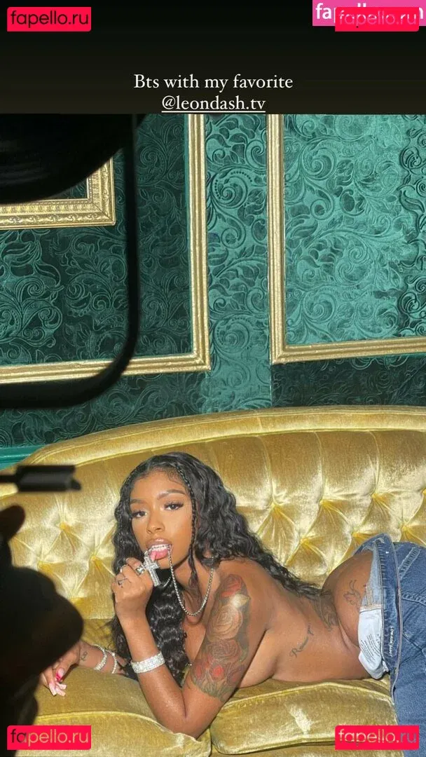 Realamarie Onlyfans Photo Gallery 