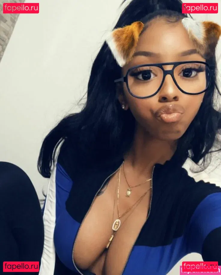 Realamarie Onlyfans Photo Gallery 