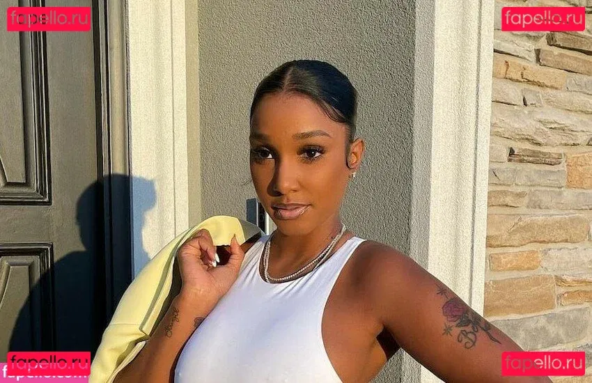 Realamarie Onlyfans Photo Gallery 