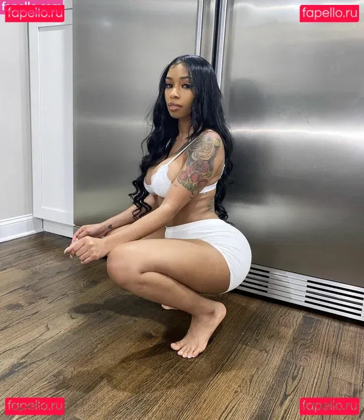 Realamarie Onlyfans Photo Gallery 