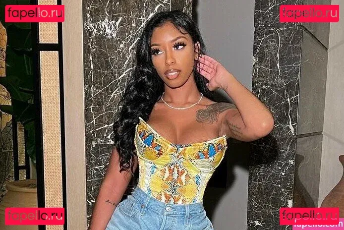 Realamarie Onlyfans Photo Gallery 