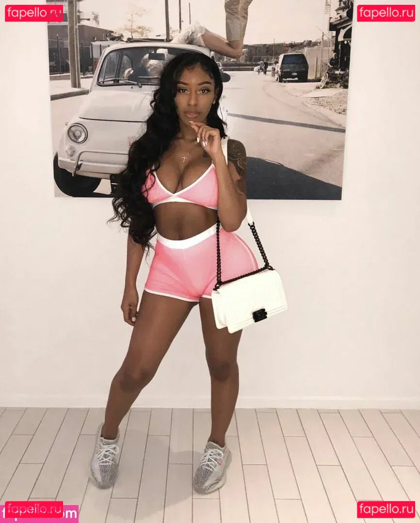 Realamarie Onlyfans Photo Gallery 