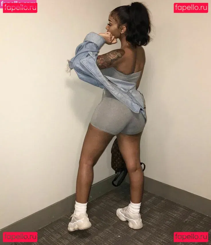 Realamarie Onlyfans Photo Gallery 
