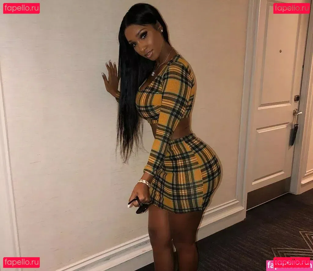 Realamarie Onlyfans Photo Gallery 