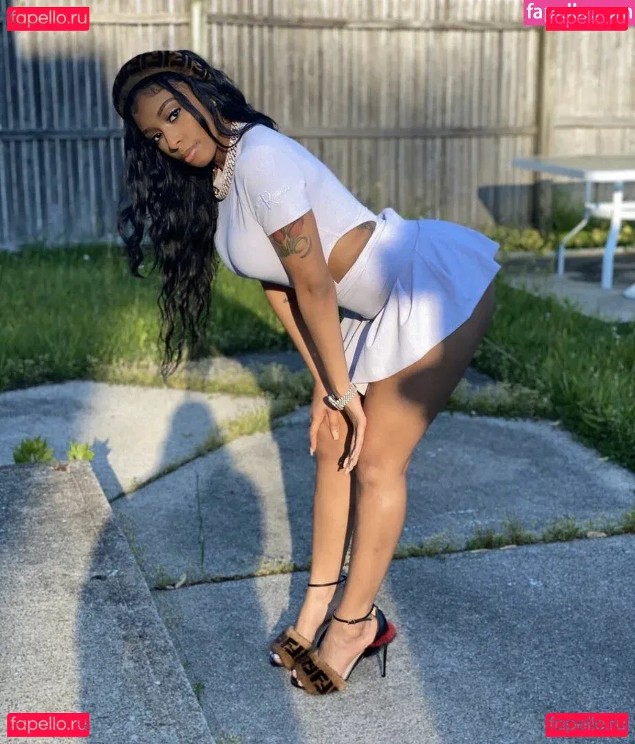 Realamarie Onlyfans Photo Gallery 