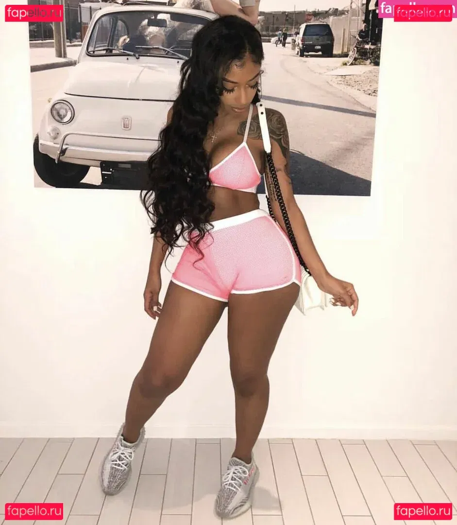 Realamarie Onlyfans Photo Gallery 