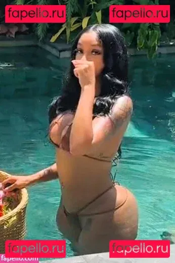 Realamarie Onlyfans Photo Gallery 