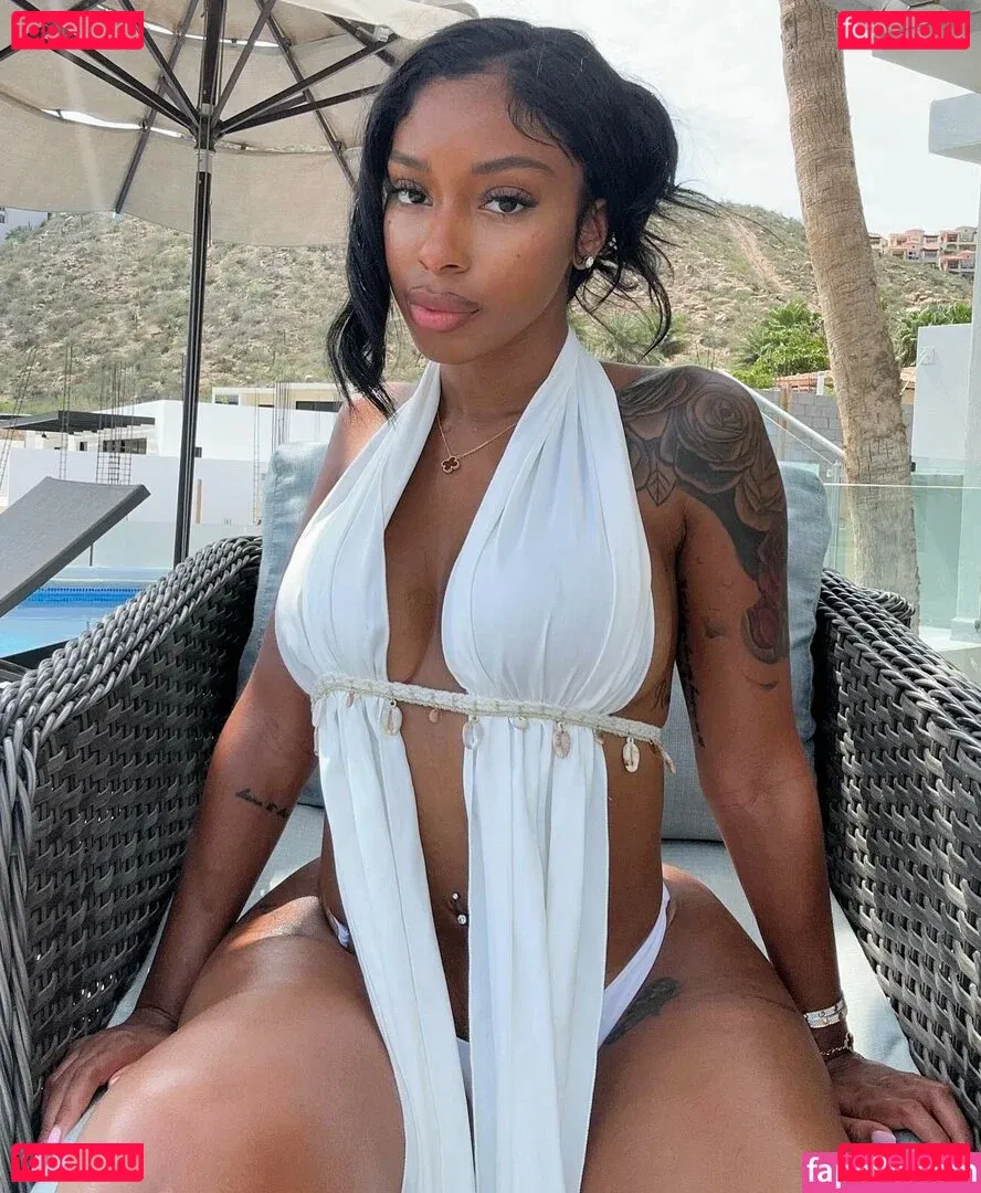 Realamarie Onlyfans Photo Gallery 