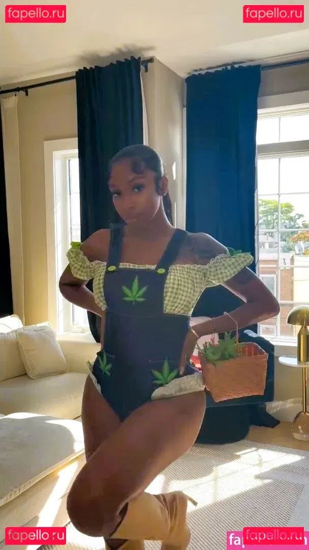 Realamarie Onlyfans Photo Gallery 