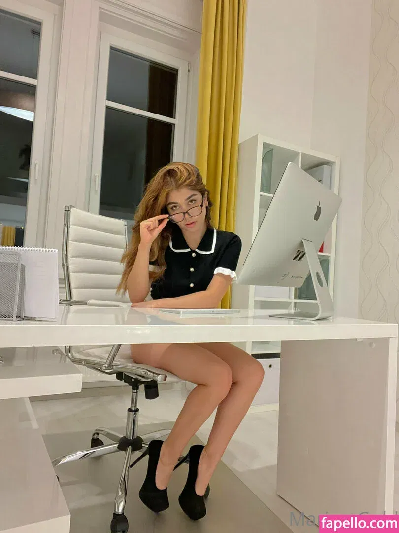 Marina Gold Onlyfans Photo Gallery 