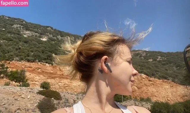 Katru.ru Onlyfans Photo Gallery 