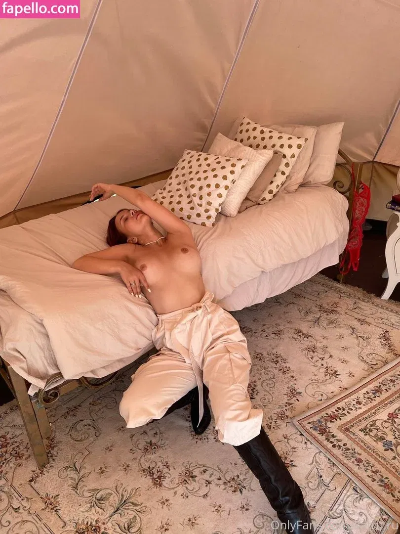 Katru.ru Onlyfans Photo Gallery 