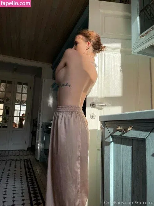 Katru.ru Onlyfans Photo Gallery 
