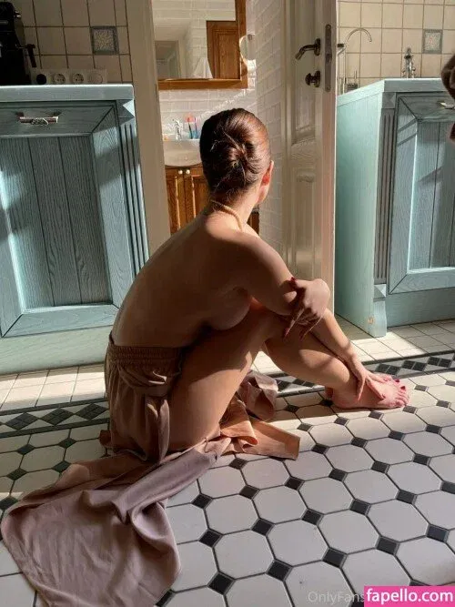 Katru.ru Onlyfans Photo Gallery 