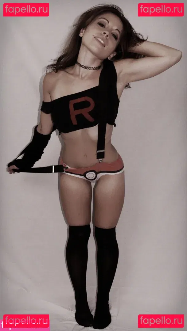 Titan Chibi Onlyfans Photo Gallery 