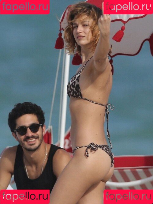 Ursula Onlyfans Photo Gallery 