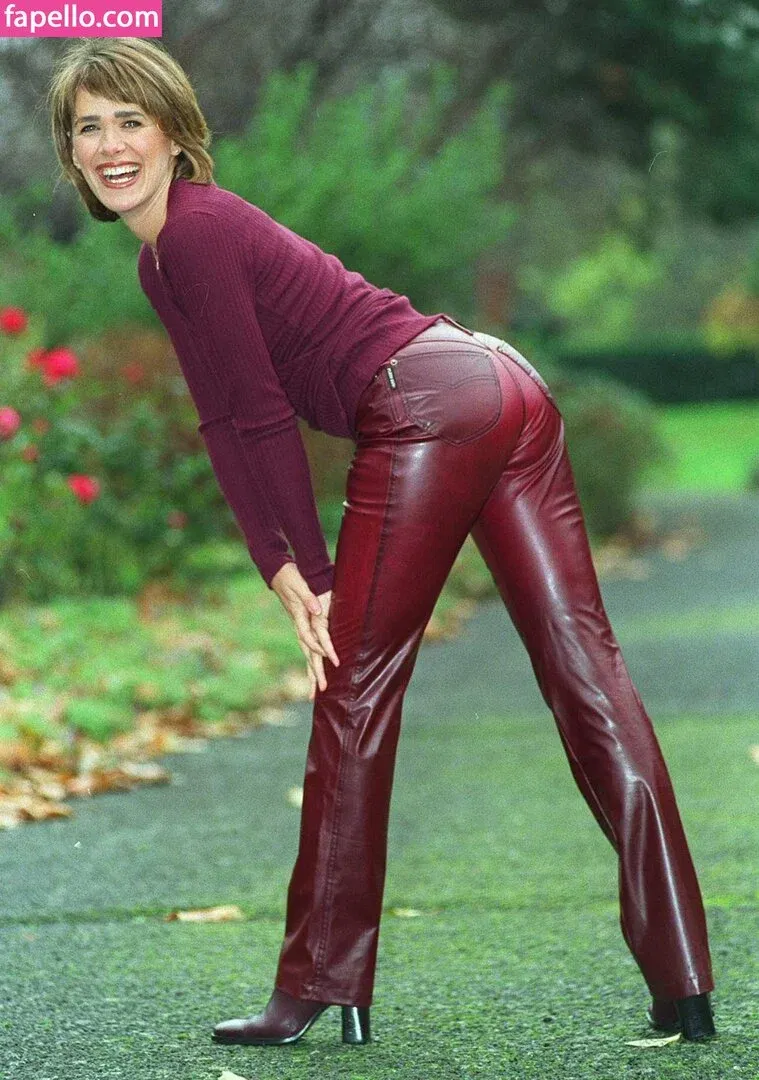Carol Smillie Onlyfans Photo Gallery 