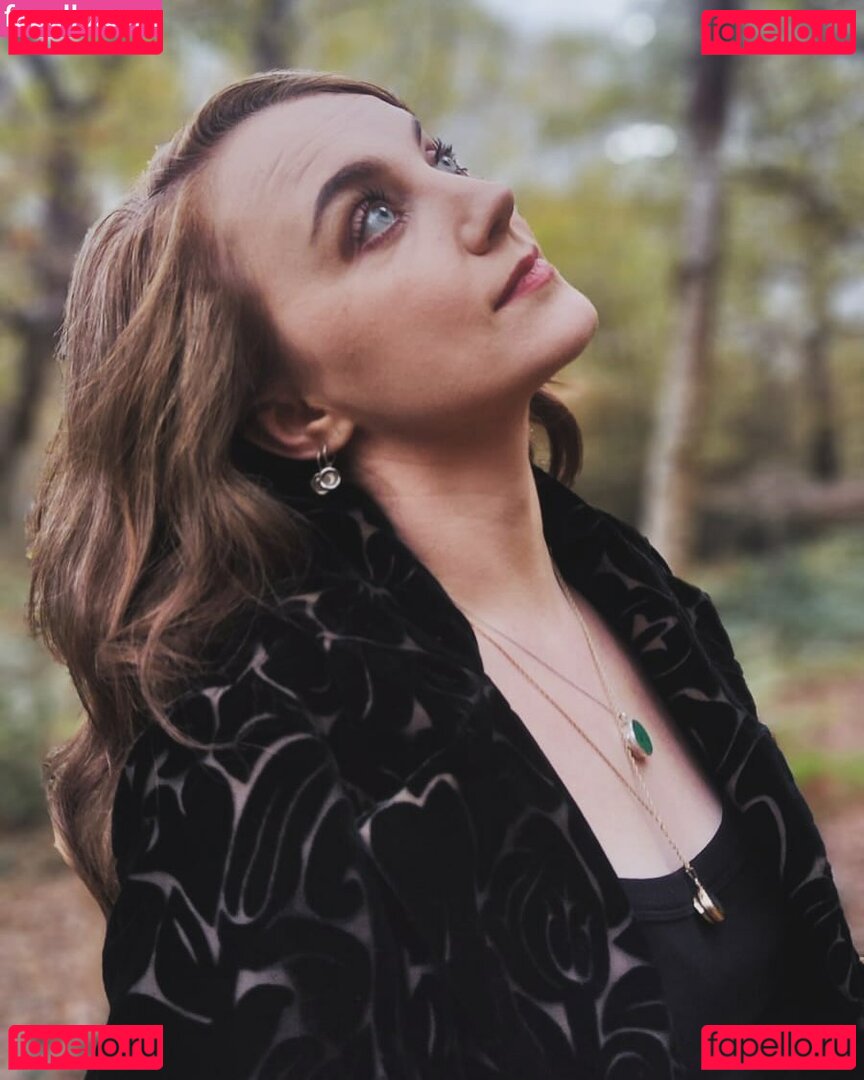 Evanna Lynch / evannalynch Onlyfans Photo Gallery 